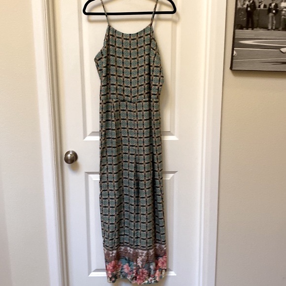 Farm Rio Jumpsuit - Picture 5 of 14